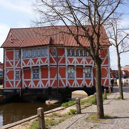 Seestern Am Hafen Mit Balkon - Abc139 By AbcWißmar Buitenkant foto